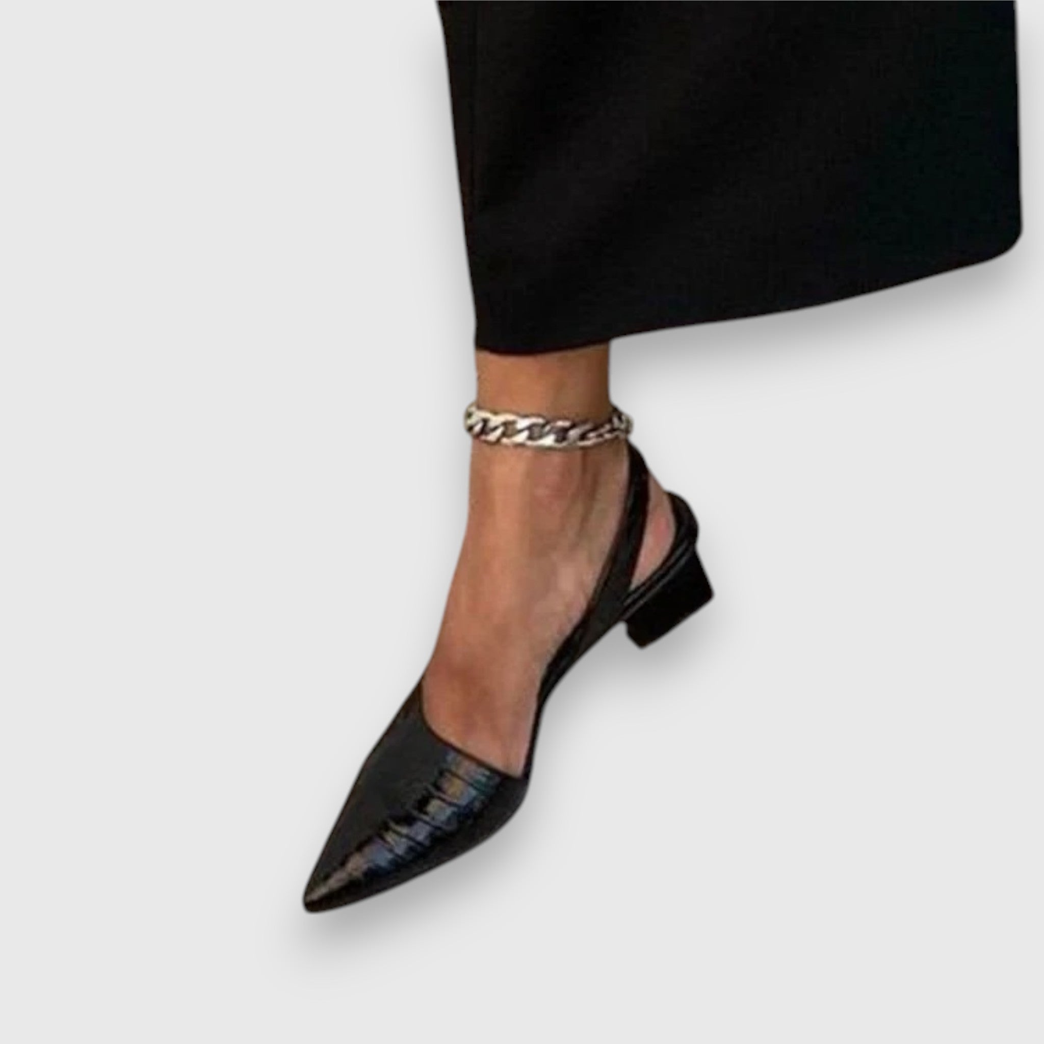 Nora – Vintage Slingback Heels