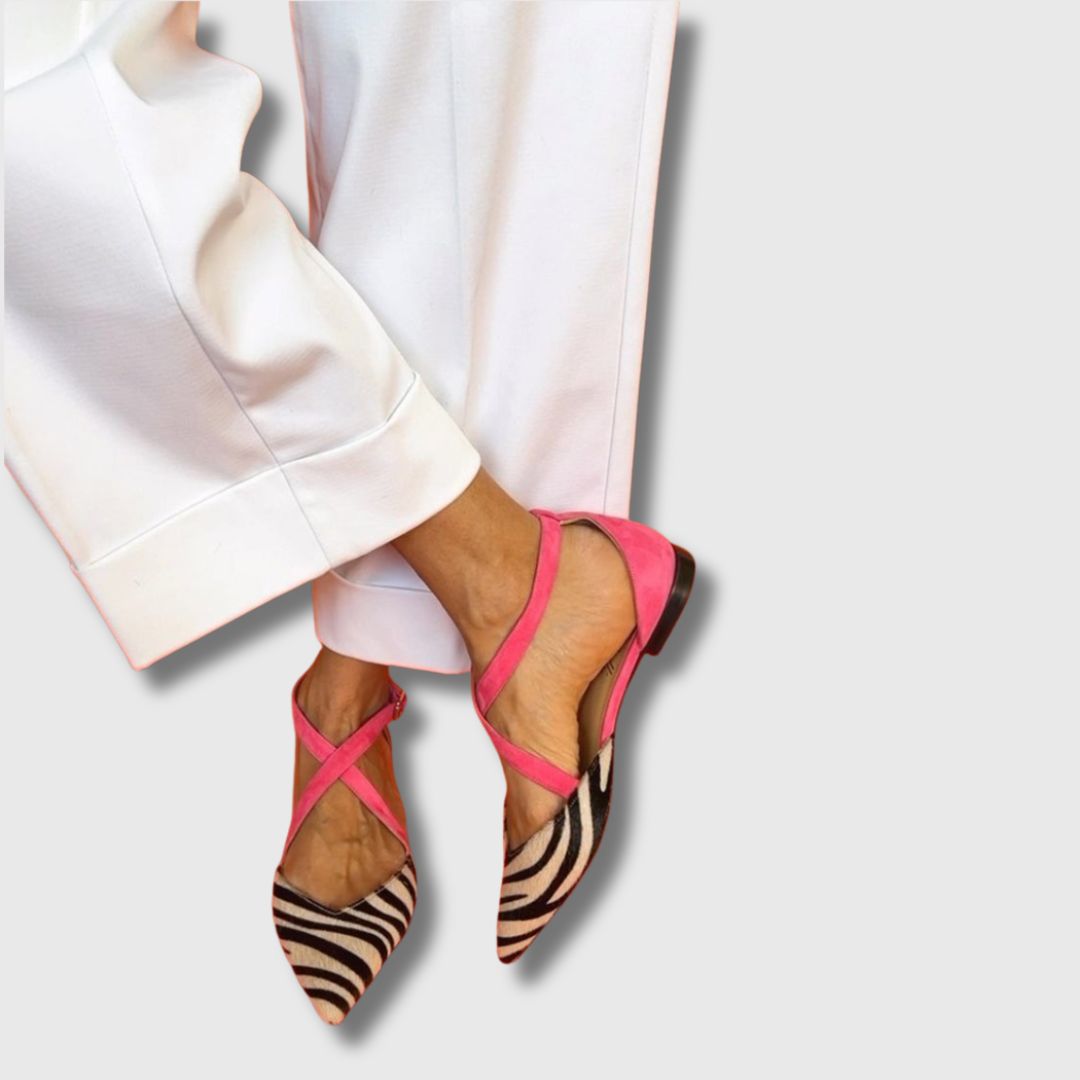 Linali™ – Women’s Refined Zebra Flat Sandals