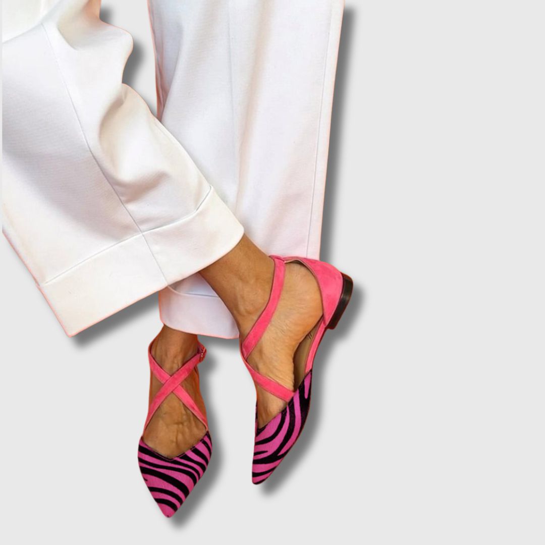 Linali™ – Women’s Refined Zebra Flat Sandals
