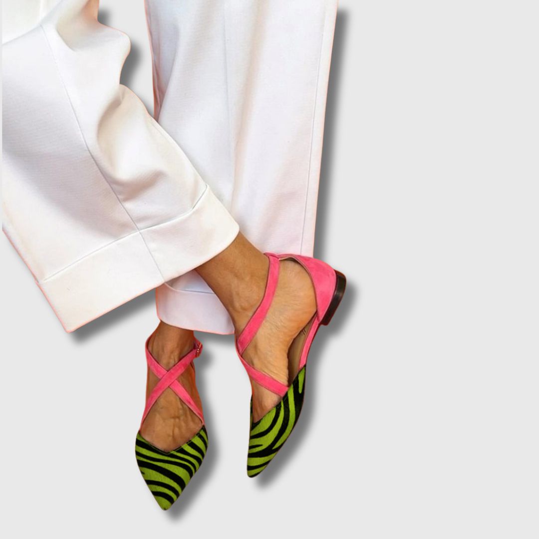 Linali™ – Women’s Refined Zebra Flat Sandals