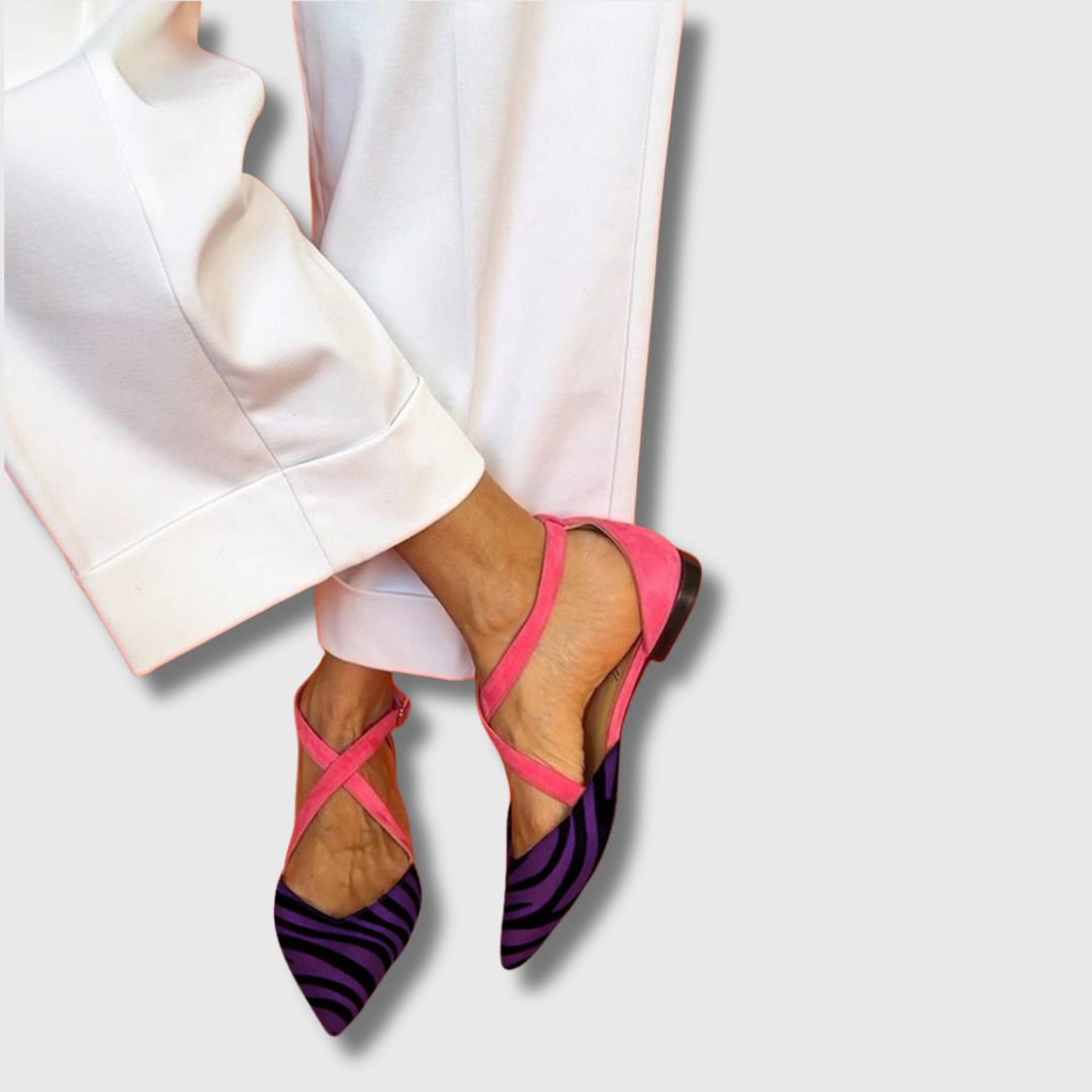 Linali™ – Women’s Refined Zebra Flat Sandals