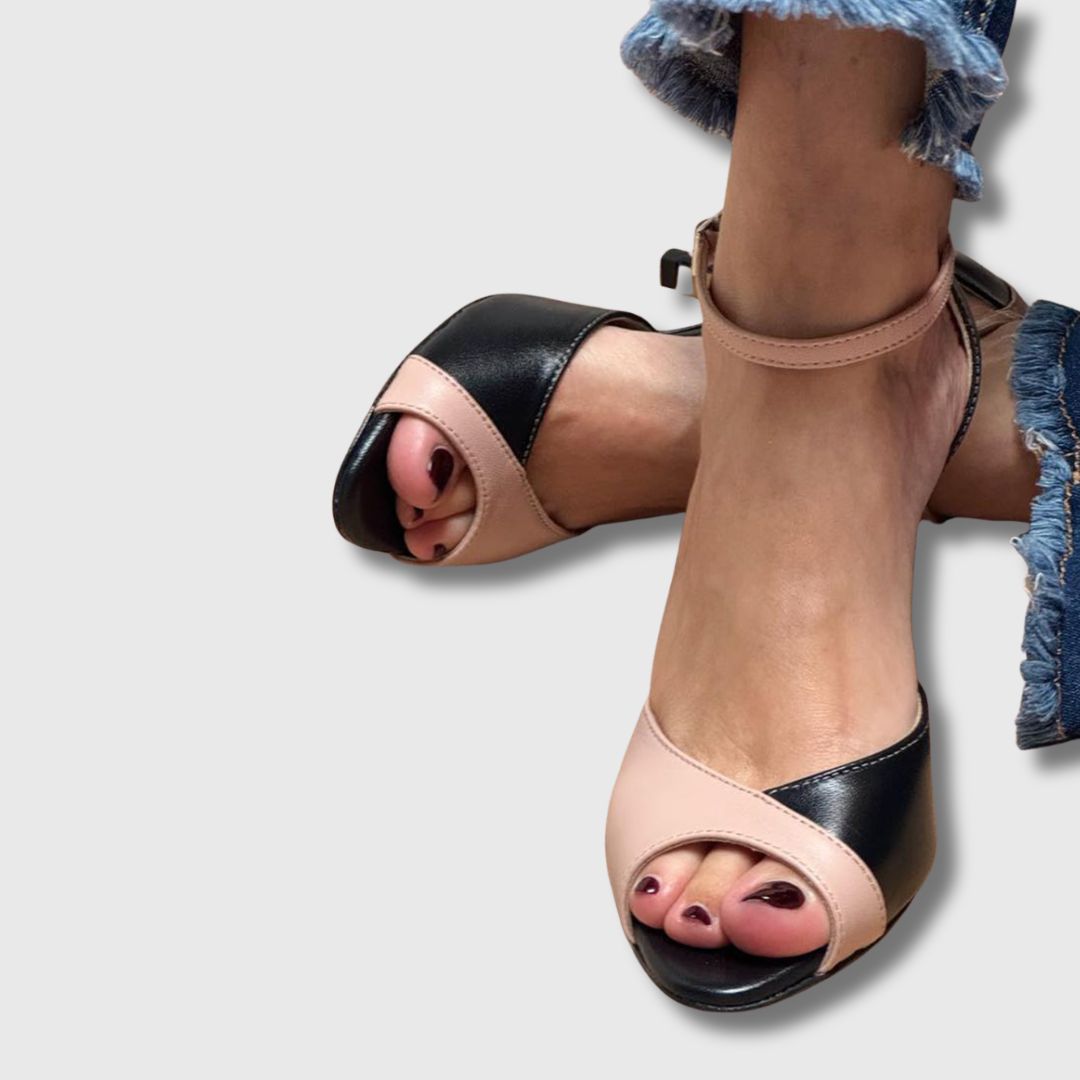 Leara™ | Mid-heel and ankle strap décolleté for women