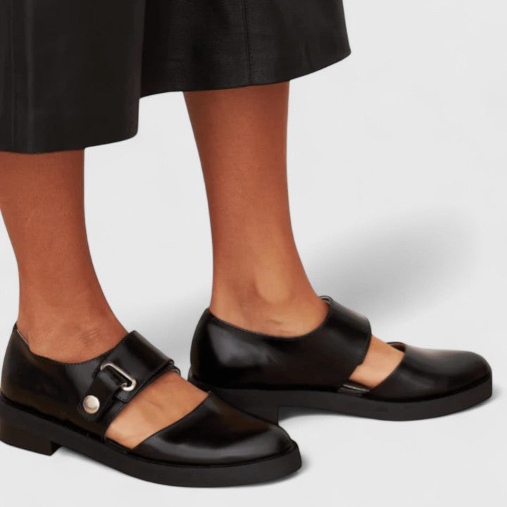 Saphira™ | Classic Buckle Strap Flats