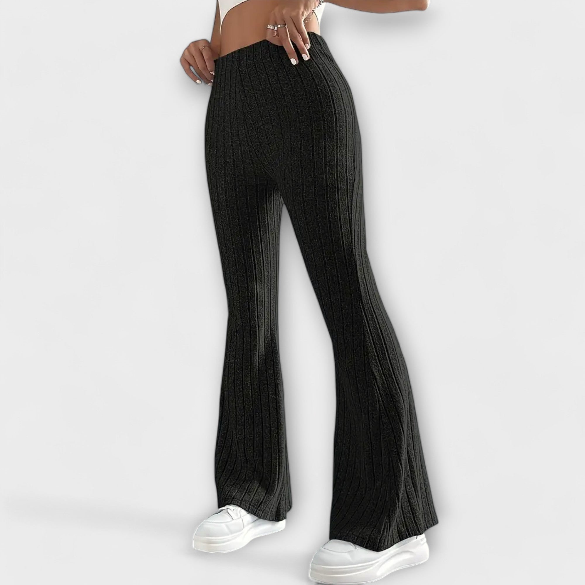Jennifer – Elegant Flared Pants