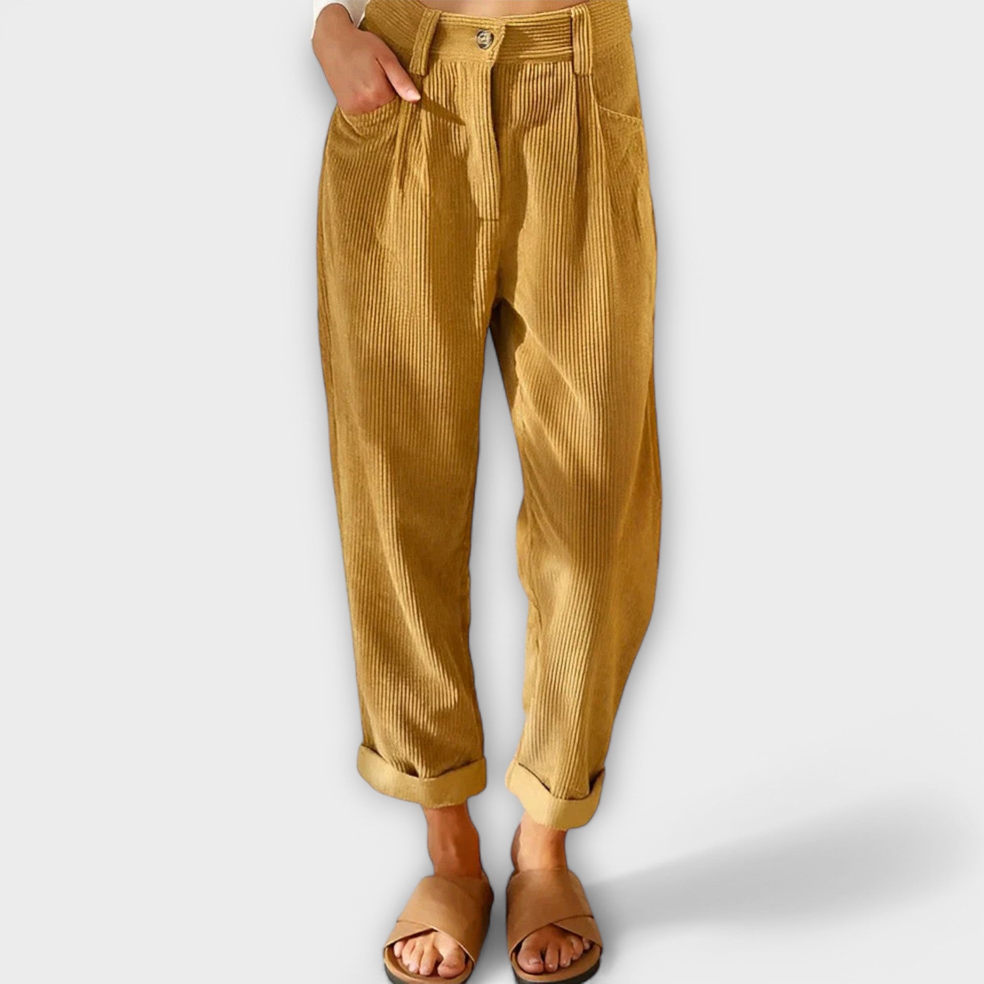 Jana – Modern Velvet Pants