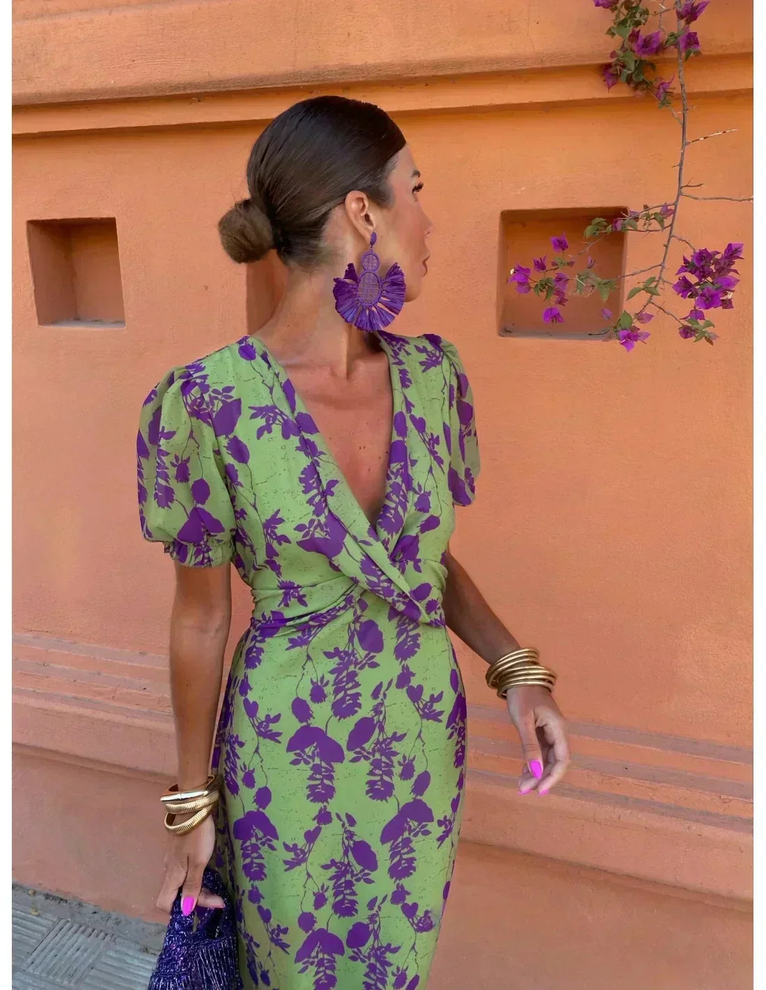 Lucinda - Boho V-Neck Floral Pleated Dress