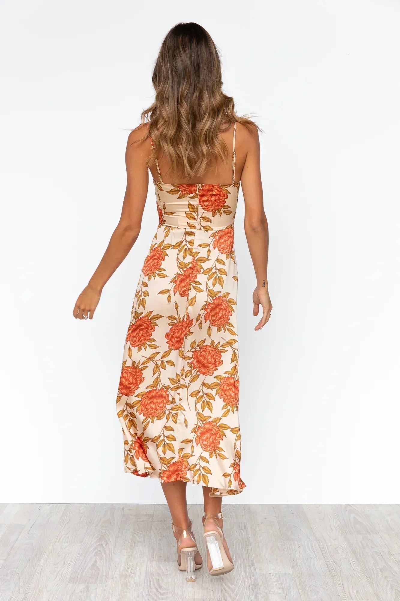 Nikki - Elegant Midi Dress