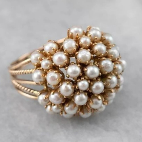 Nerea - Ring with Inlaid Pearls