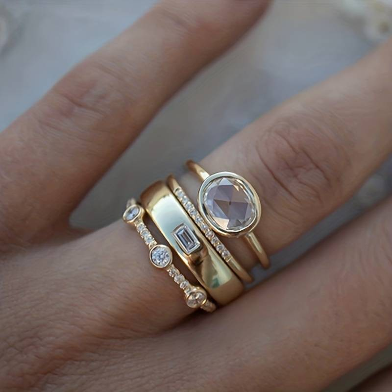 Raquel - Vintage Gold Ring Set with Zirconias